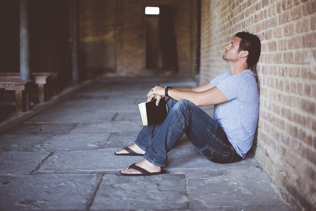 alone-g2a769247b_1280