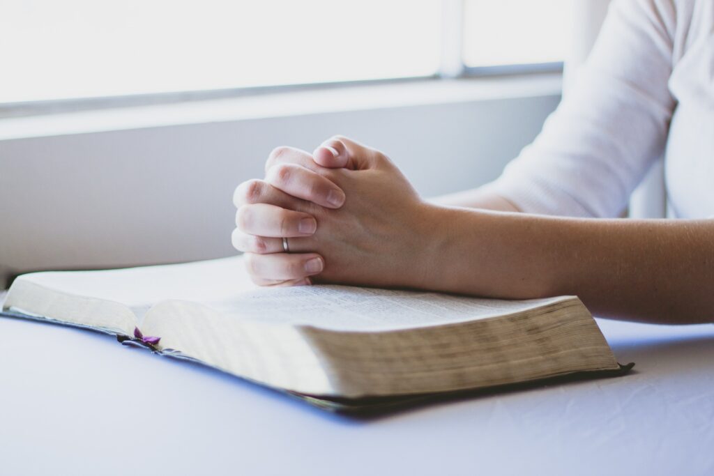 prayer-g75f871706_1920